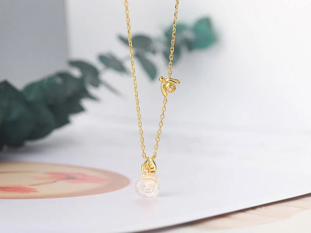 Romantic Rose & Bee Quartz Necklace with Gold-Plated Finish