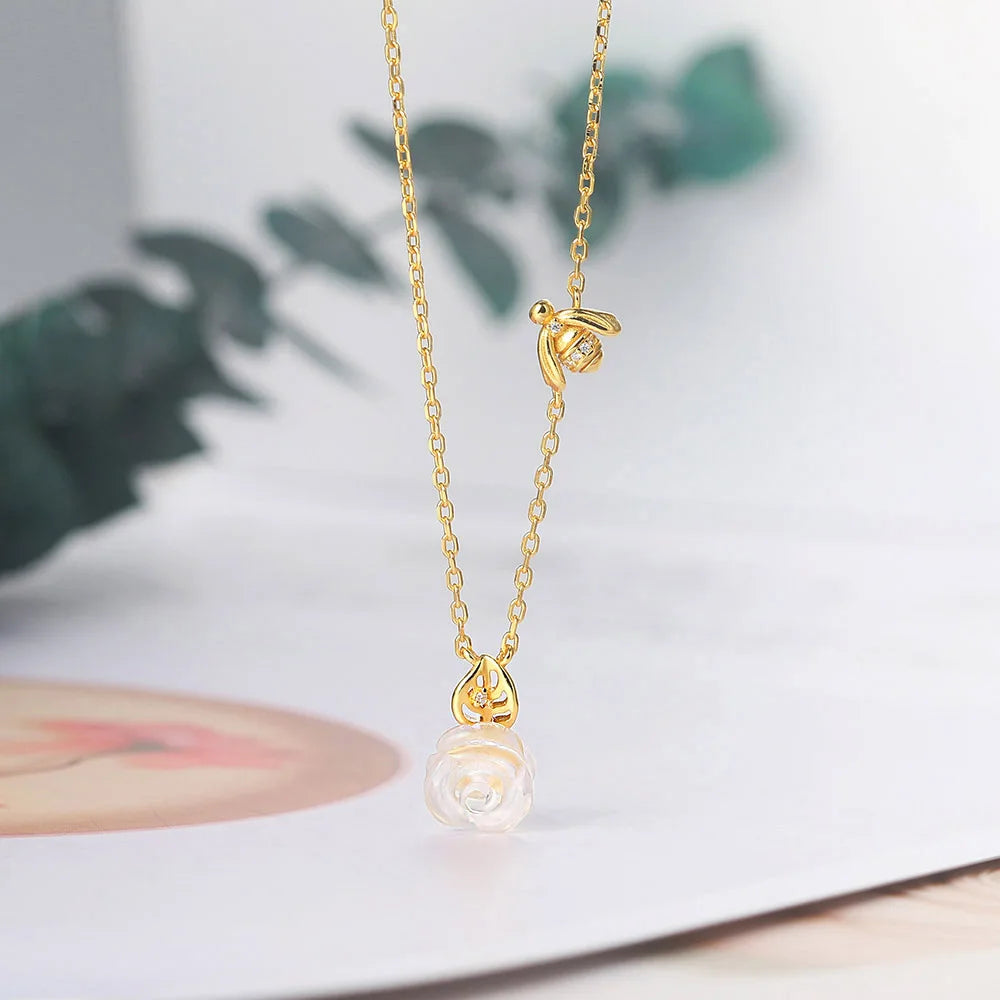 Elegant Pink Quartz Rose Necklace with Bee Detail – A Perfect Gift for Her