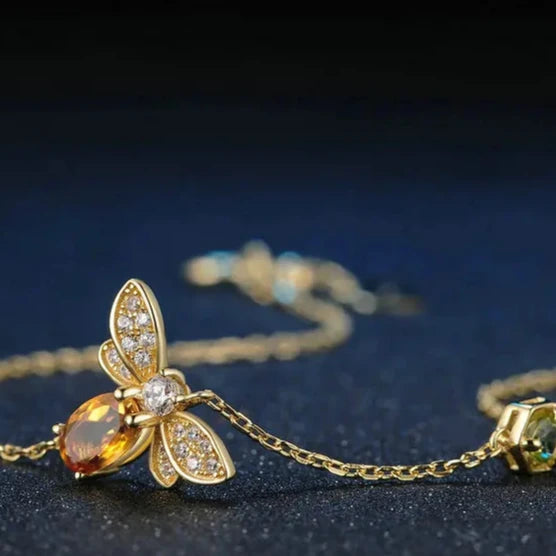 Close-Up of Natural Citrine Bee Bracelet with Elegant Bee-Inspired Design