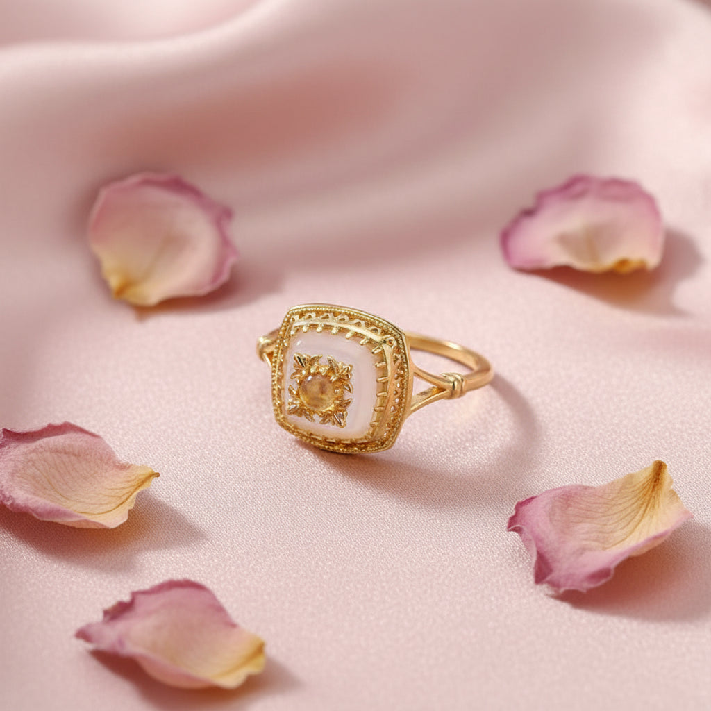 Natural chalcedony square ring in gold vermeil 925 sterling silver with vintage palace-inspired design