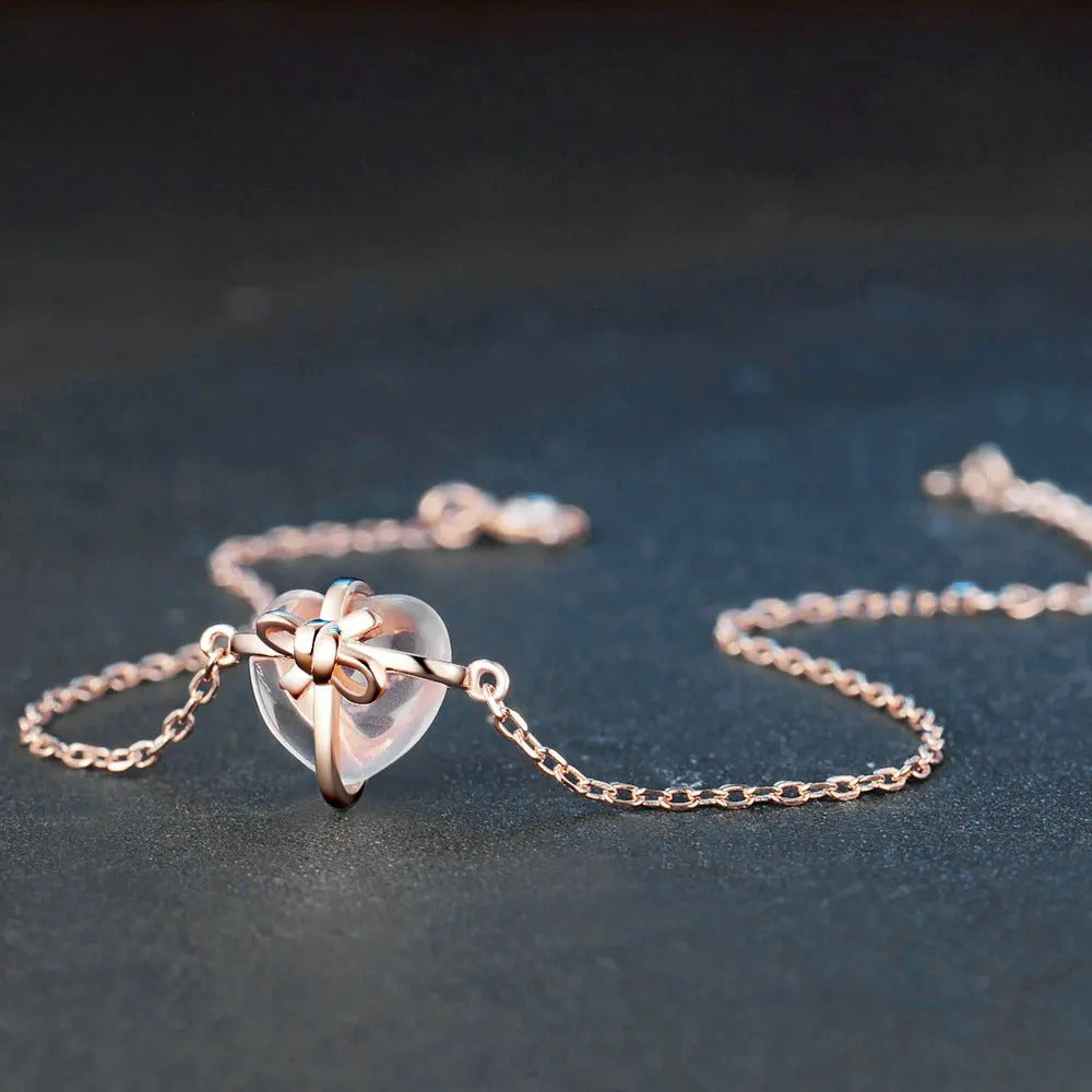 Heart-Shaped Rose Quartz Charm Bracelet for Women – Elegant and Meaningful